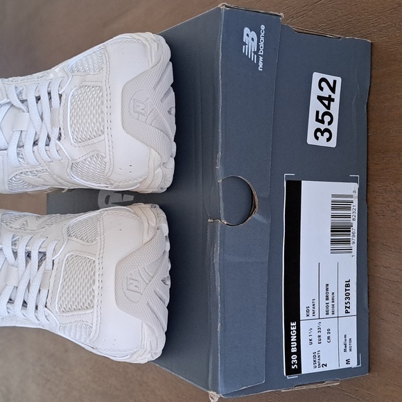 New Balance Kids 530 Bungee Sneakers - Color: Beige Brown  - Size Kids 2 - Picture 3 of 9